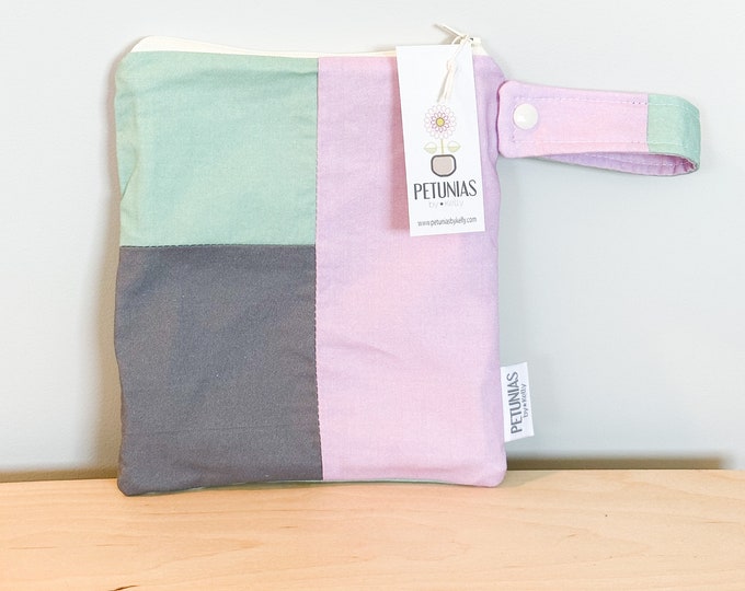 Small Wet Bag for Everyday Use | Reusable Wetbag for Cloth Diapers, Travel, Swim, Makeup & Toiletries | Eco-Friendly Storage | Color Block