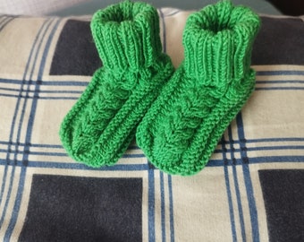 Bottes pour nouveau-nés en tricot