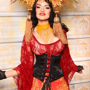 Petite Wench Corset in Pitch Black Damask – Short Torso Steel Boned Underbust Corset for Pirate Costume, Renaissance Faire, Cosplay, LARP