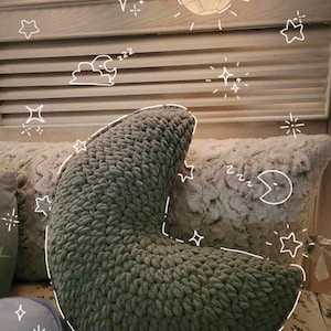 Crochet Moon Pillow | Crochet Plush