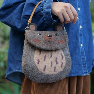 Bear Face Felt Handbag, Women's bag, Tote bag,shoulder bag, gift for women, Crossbody bag, personalized bag zdjęcie 6