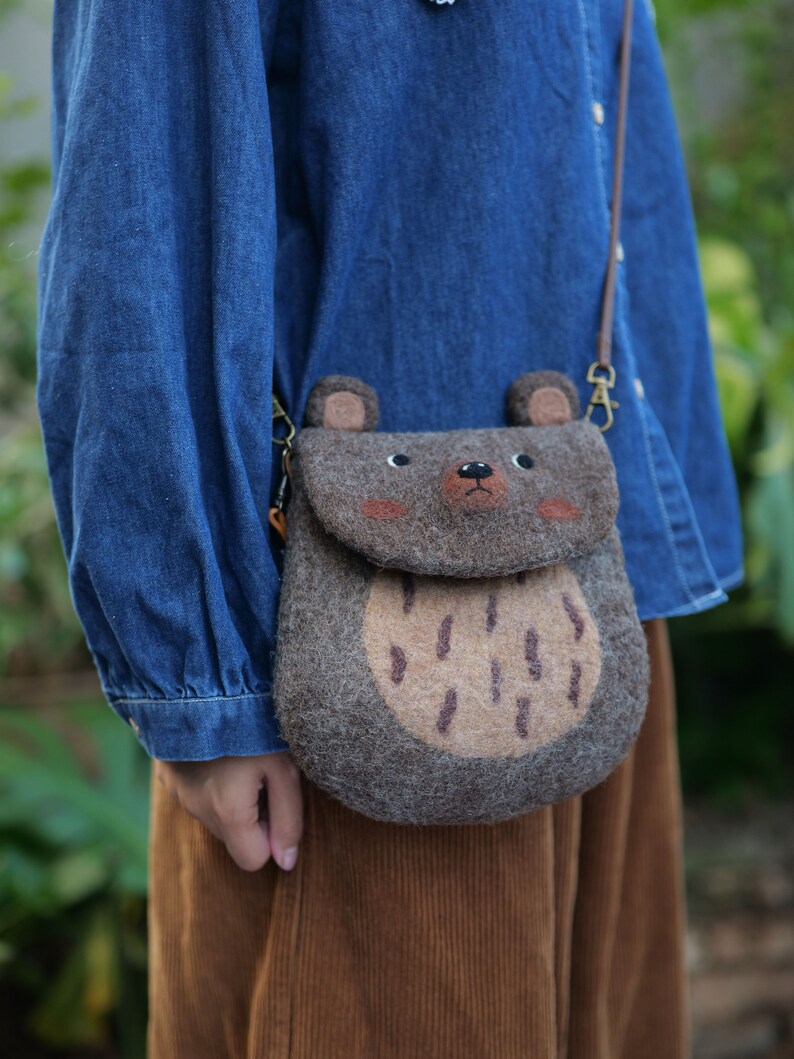 Bear Face Felt Handbag, Women's bag, Tote bag,shoulder bag, gift for women, Crossbody bag, personalized bag zdjęcie 5