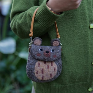 Bear Face Felt Handbag, Women's bag, Tote bag,shoulder bag, gift for women, Crossbody bag, personalized bag zdjęcie 4