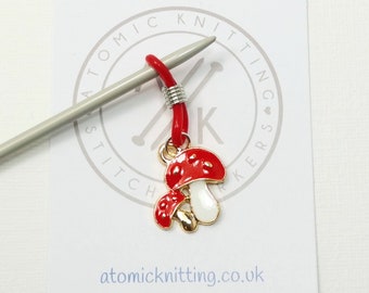 Toadstool red - Knitting Needle Holder Hugger Minder fits up to 4mm needles