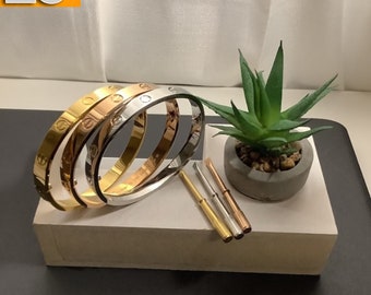 Pulseras minimalistas de Vesca / Brazalete de tornillo de plata y oro / Joyería diaria delicada