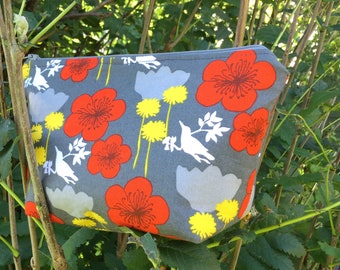 Cheerful Flora and Fauna Zipper Travel Bag