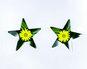 Summer earrings, Field marigold star, kidney wires,  lightweight, original design, silvertone, summer flowers, yellow green, free ship Can,