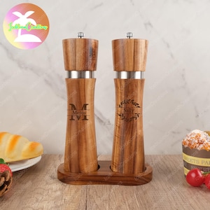 Custom Name Wooden Salt Pepper Grinder, Solid Wooden Grinder,Kitchen Gift, Personalised Small Leaf Acacia Wood Salt And Pepper Grinder,Gifts