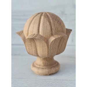 Houten paaldop, decoratieve kruisbloem voor trappijlers, houtsnijwerk paaltop, kruisbloem bed