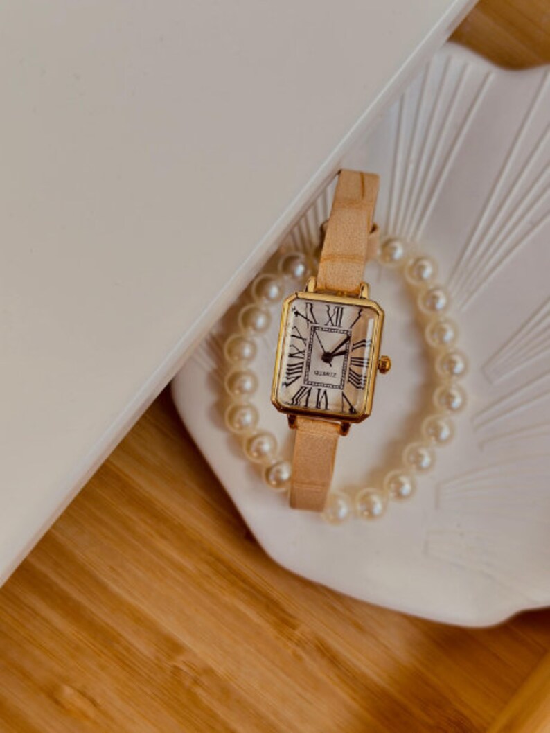 Damen-Armbanduhr, goldfarbene Uhr, weißes Zifferblatt, römisches Ziffernblatt, achteckiges Design, edles Design, Geschenk für Sie, Muttertagsgeschenk Style 1