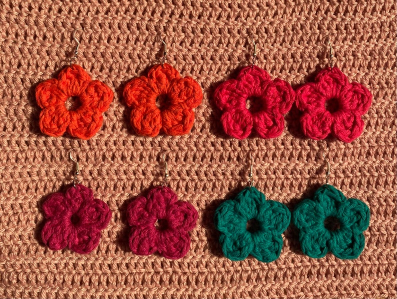 crochet flower earrings zdjęcie 5