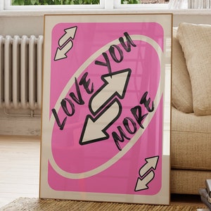 Trendige Liebe dich mehr Druck, Hot Pink Retro Wand Kunst druckbare, Spielkarte Poster, Girly Wandkunst, adrette Wand-Dekor, digitaler Download