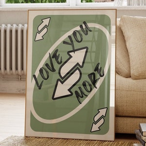 Trendige Liebe dich mehr Print, Sage Grün Retro Wand Kunst zum ausdrucken, Spielkarte Poster, Girly Wandkunst, Preppy Wand-Dekor, digitaler Download