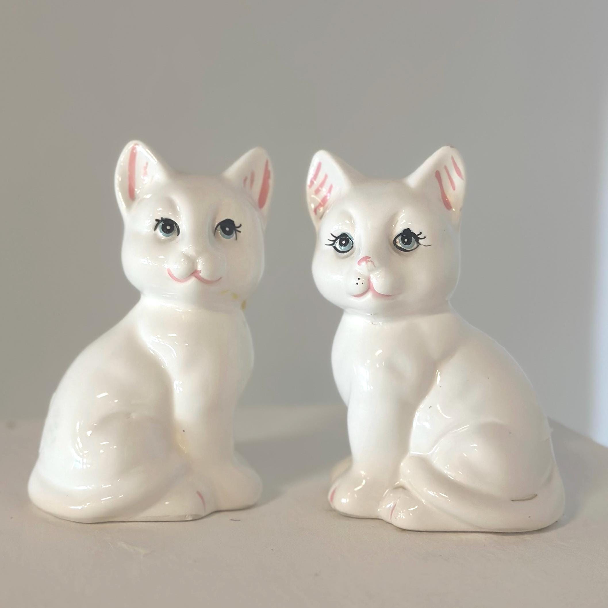 Vintage Kitschy Ceramic Cats (pair) Figurines - Etsy