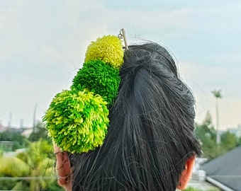 Triple Green Pompom Hairpin, mother and daughter gift, pompom hairpin, unique hair accessories, hair accessories for mother and daughter