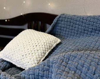 soft plush knitted blanket