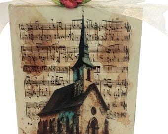 Country Church Chunky Shelf Sitter