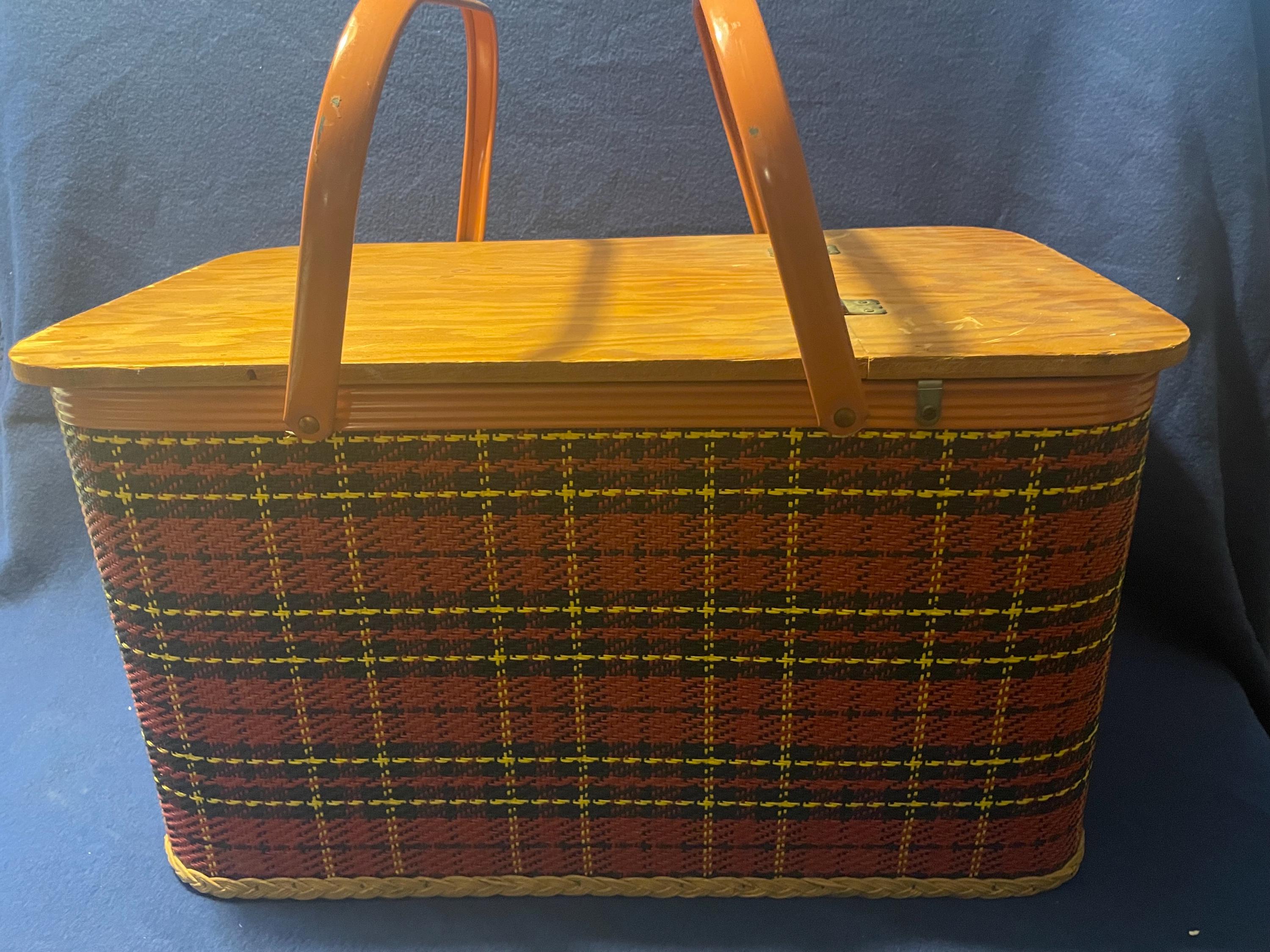 Vintage Picnic Basket - Etsy