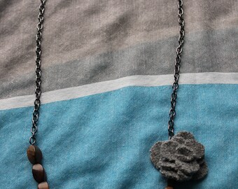Wood and gray felted wool flower necklace
