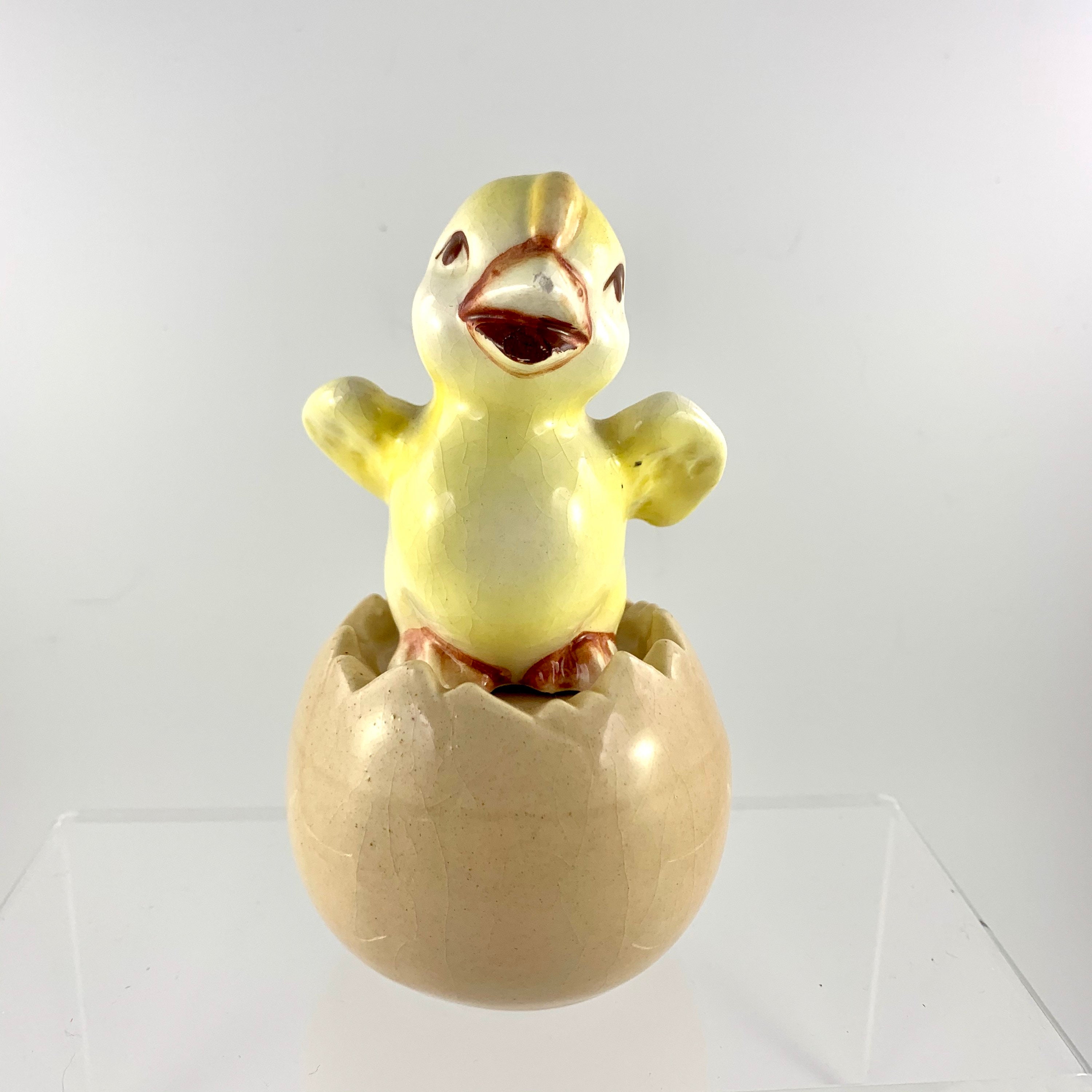 3.13 Inch Yellow Baby Magnetic Chick and Egg Salt and Pepper Shakers StealStreet SS-CG-20886 