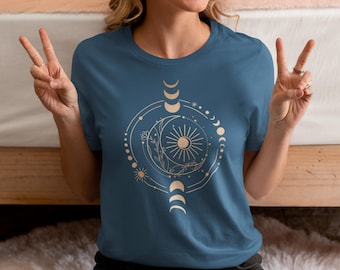 Mystisches Mond & Sonne T-Shirt | Boho Mondphasen Shirt | Celestial
