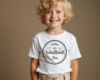 Schulkind 2026* Personalisiertes T-Shirt Erstklässler T-Shirt*  Schulanfang*mit dem Namen deines Kindes*