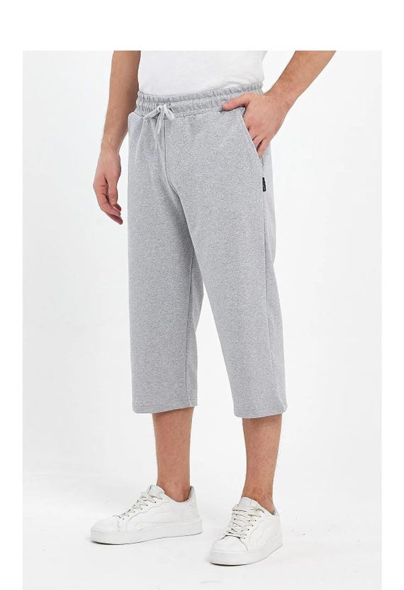 Organic Cotton Capri Sweatpants: Relaxed Fit Jogger Training