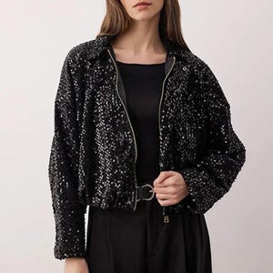 Chaqueta bomber negra con lentejuelas para mujer, corte regular, con cremallera, ideal para noche y ocasiones informales, ligera y para fiestas.