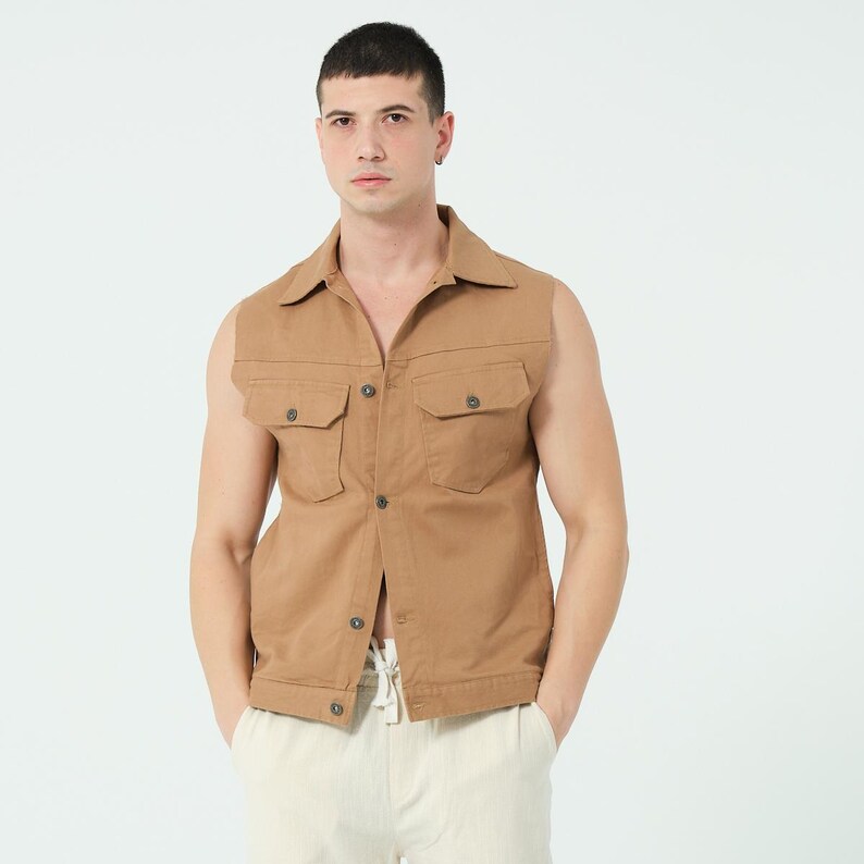 Armando - Vintage Style Multi-Pocket Vest for Men main image 1