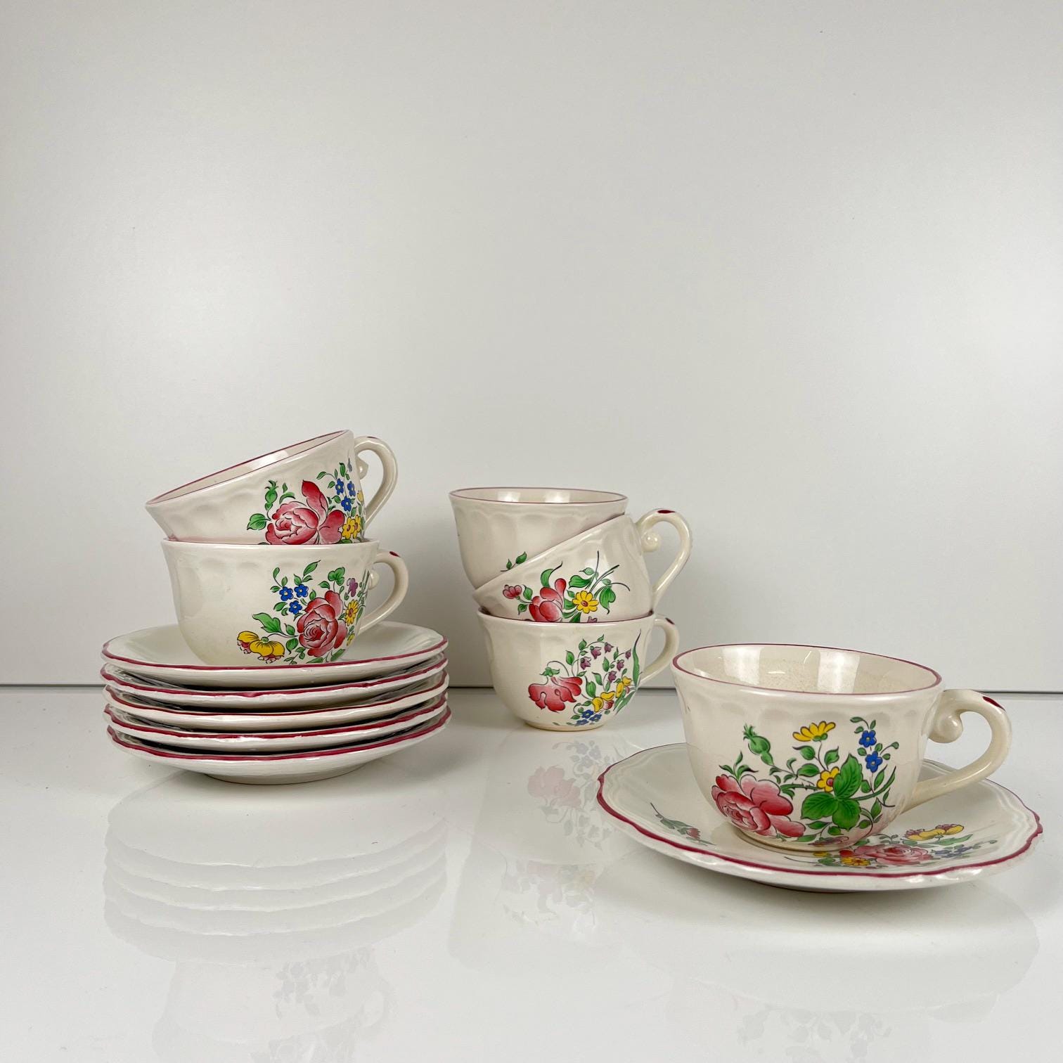 KG Luneville TULIPE ラヴィエ Ravier en faience K.G LUNEVILLE KG Luneville TULIPE ラヴィエ Ravier en faience K.G LUNEVILLE