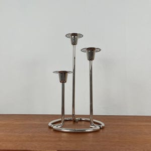 Vintage 3-arm silver metal candle holder Elegant classic style centerpiece | Romantic decoration, wedding, chic antique table, gift