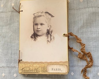 A Cabinet Card Booklet, Inspired by Rhonda From A Little Bit French on YouTube
