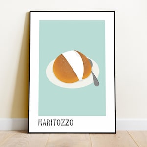 Può includere: Un poster con sfondo azzurro chiaro che presenta un'illustrazione stilizzata di un maritazzo, un dolce tradizionale italiano, su un piatto bianco con un cucchiaio d'argento. Il testo "MARITOZZO" è stampato in nero nella parte inferiore del poster.