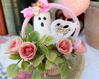 Vintage Valentine Kitsch Basket Boo Valloween Ghost Hearts Decor