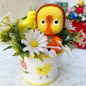 Vintage Easter Spring Yellow Chick Holiday Decor Plastic Flower