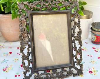 Vintage Bronze Ornate Metal Picture Photo Frame 4.75 x 3.25