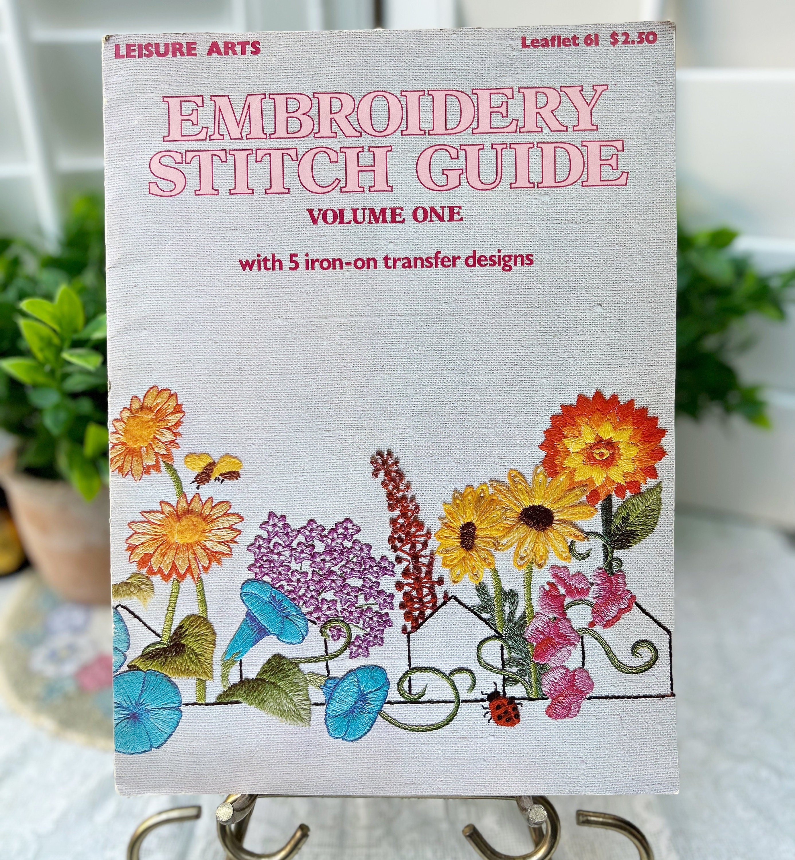 Garden Flowers Iron-on Transfer Patterns [Book]