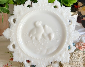 Vintage Two Chicks Westmoreland Milk Glass Decorative Edge Plate 7.25”