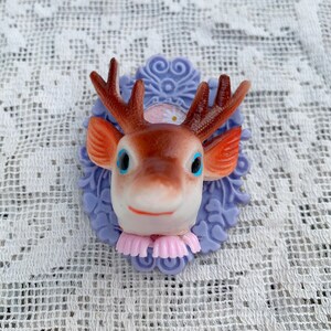 Deer Fawn Reindeer Kitsch Brooch Pin Jewelry Accessory Retro
