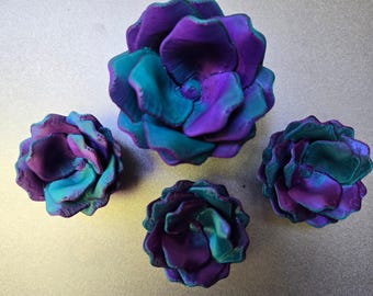Layered Magnetic Flowers