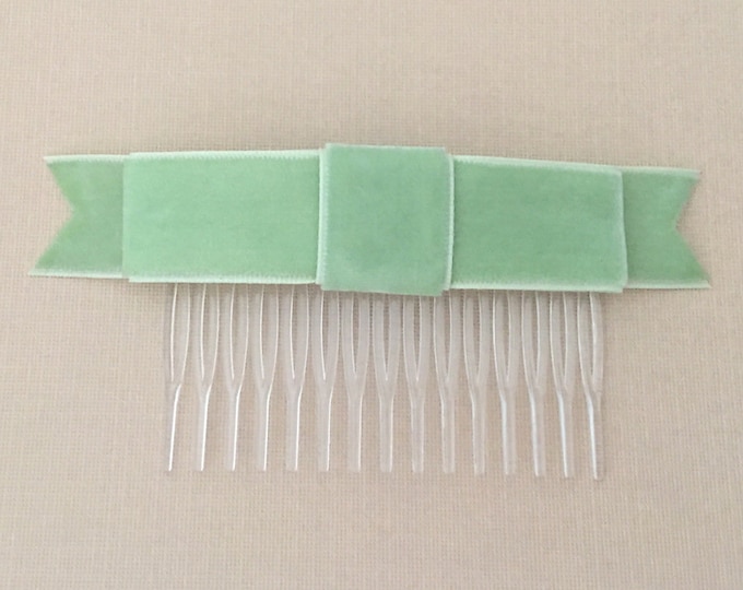 Light Green Velvet Bow Hair Comb