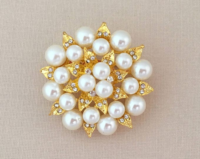 Pearl & Gold Flower Brooch Pin