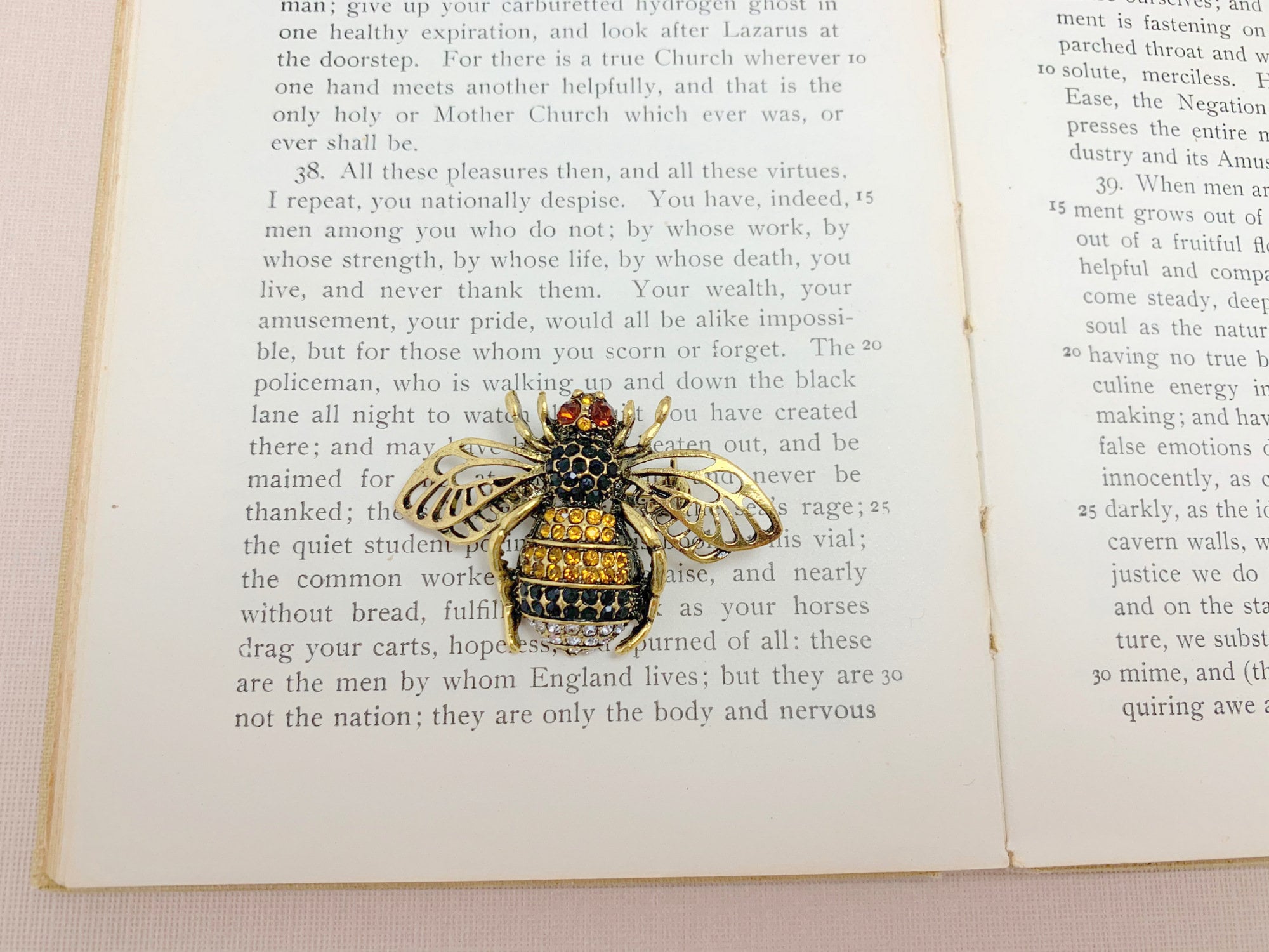Bee Pin.Bee Brooch.Bee Broach.Antique gold Brown Black Bee | Etsy