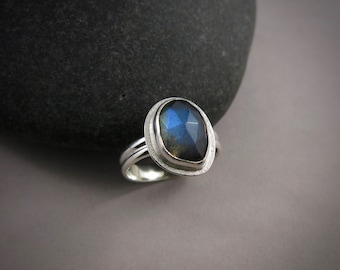 Flashy Labradorite Ring • Asymmetrical Rose Cut Blue Gemstone Ring • 925 Sterling Silver • Size 8 Artisan Made Ring • One of a Kind Ring