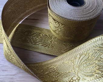 Beau ruban de bordure sari doré de 1 mètre avec coeurs de l'Inde 5,7 cm de large