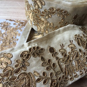Belle bordure sari ivoire et or de 1 mètre de l'Inde 7 cm de large