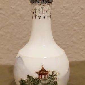 Antique Hand Painted Jingdezhen Porcelain Vase