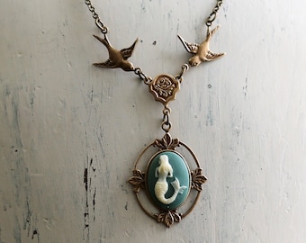 Mermaid Cameo Anhänger Halskette in Silber oder Bronze