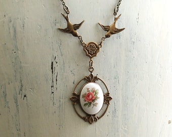 Vintage Flower Cameo Pendant Necklace in Silver or Bronze