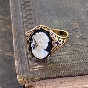 Victorian lady cameo rings clearance